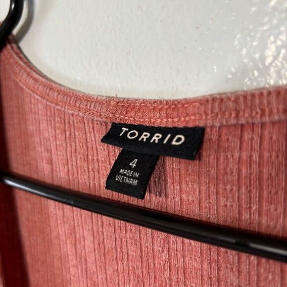 Torrid Pink Flowy Button Up Stretchy Baby Doll Tank Top - Picture 2 of 5